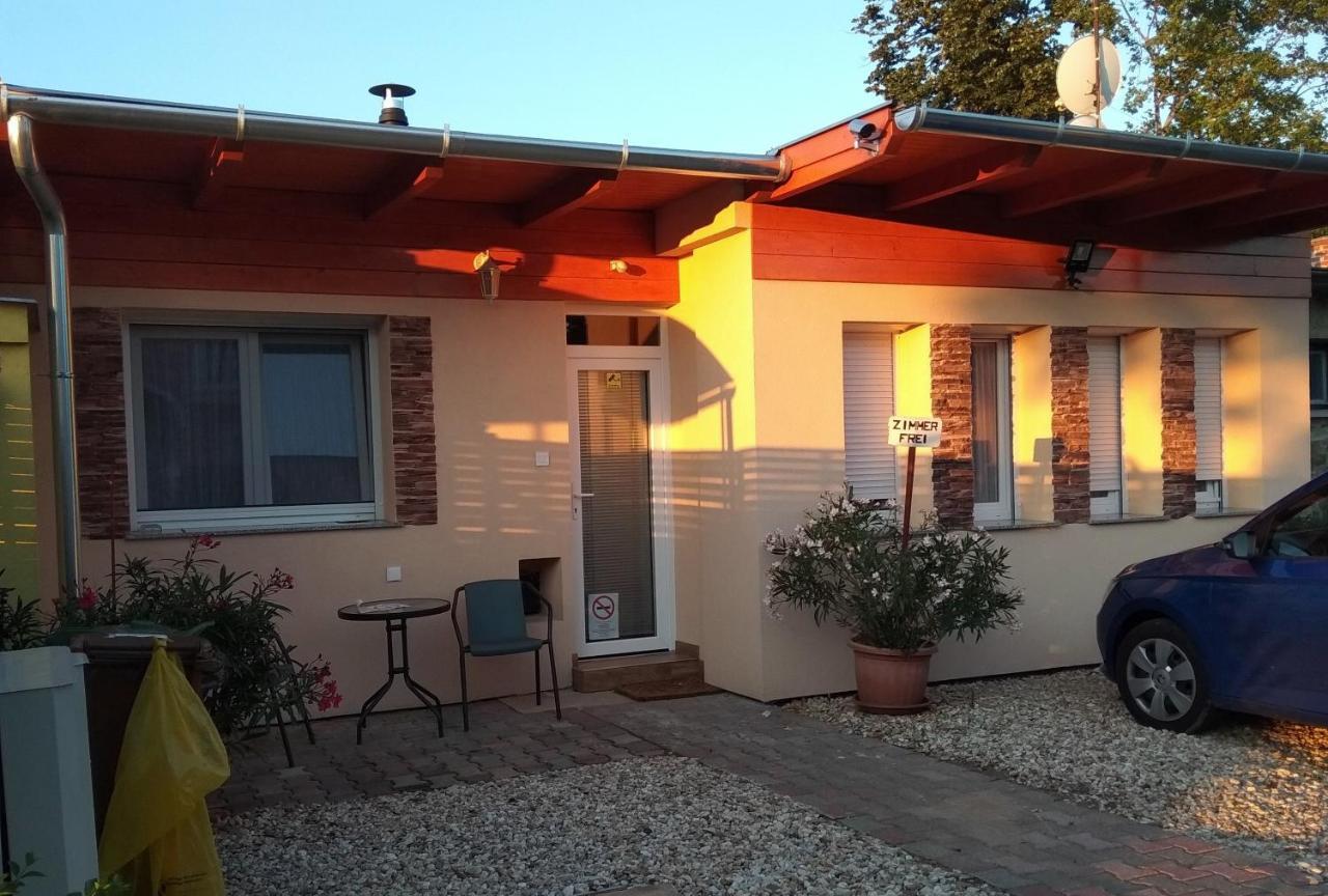 Tulipan Apartmanhaz Bük Exterior foto